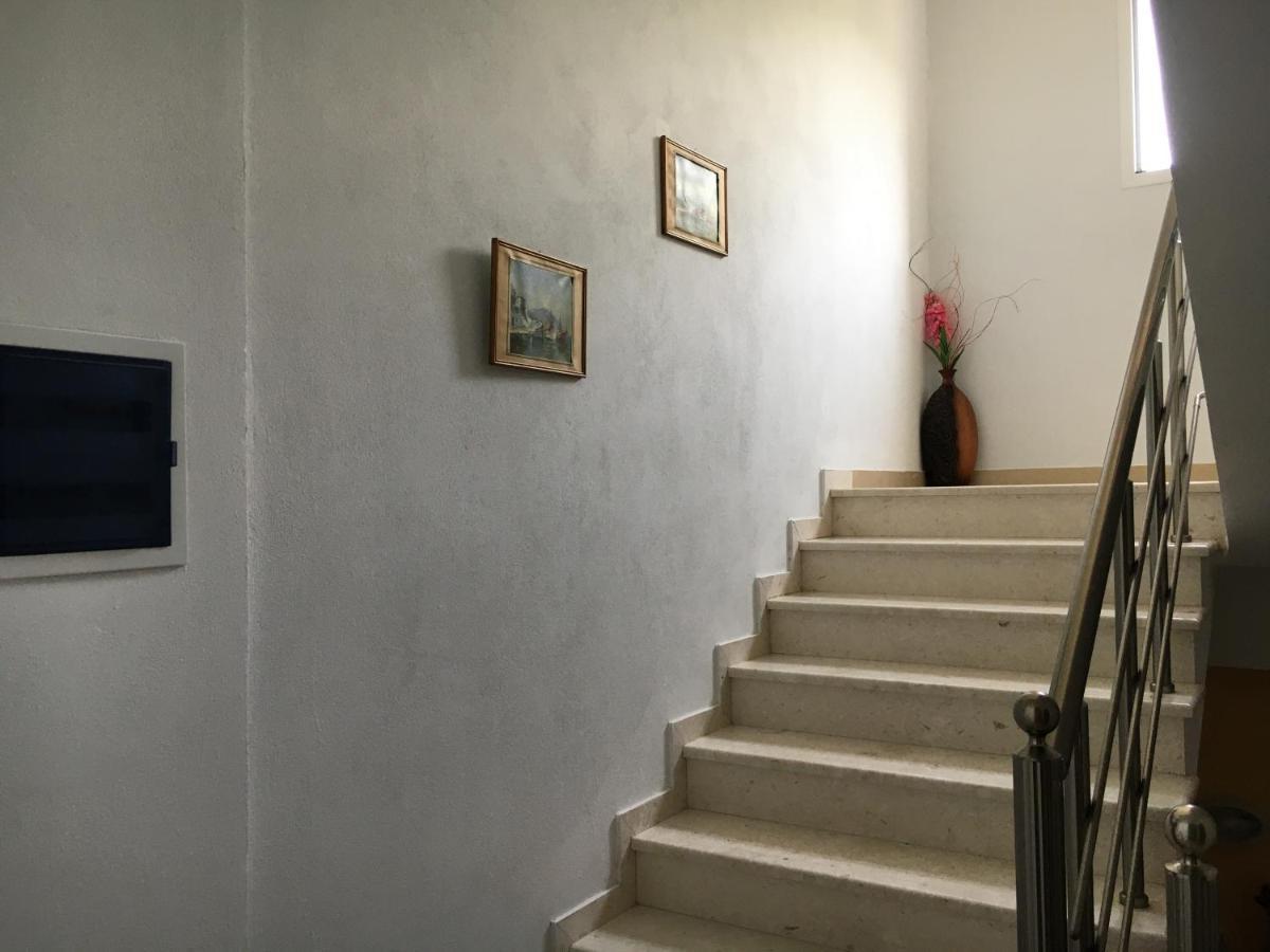 Villa Olivia Grove Himarë Exterior foto